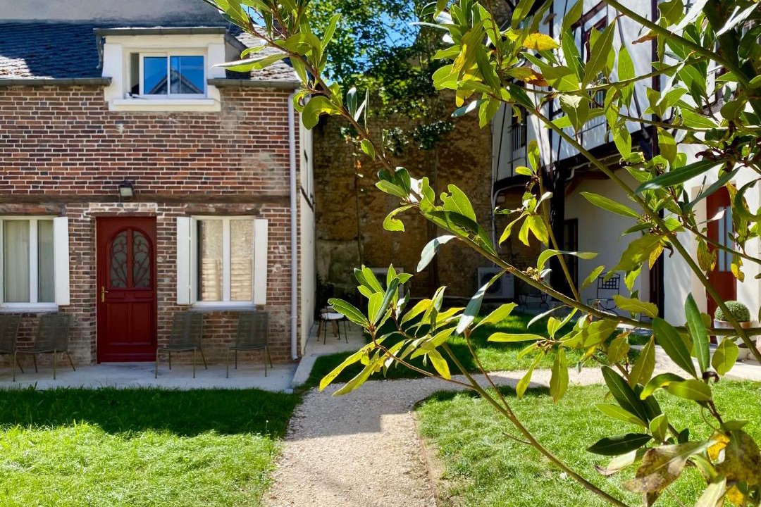 Photo of Others in Chateau-Renard