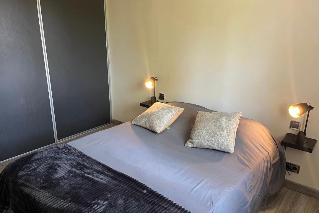 Photo of Bedroom in Colomiers