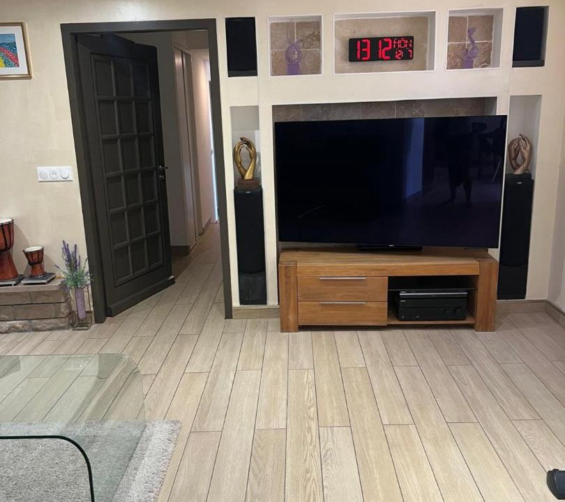 Photo of Livingroom in Vetraz-Monthoux