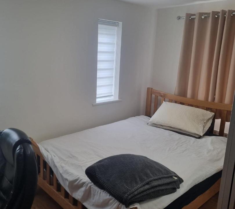 Photo of Bedroom in Alibon