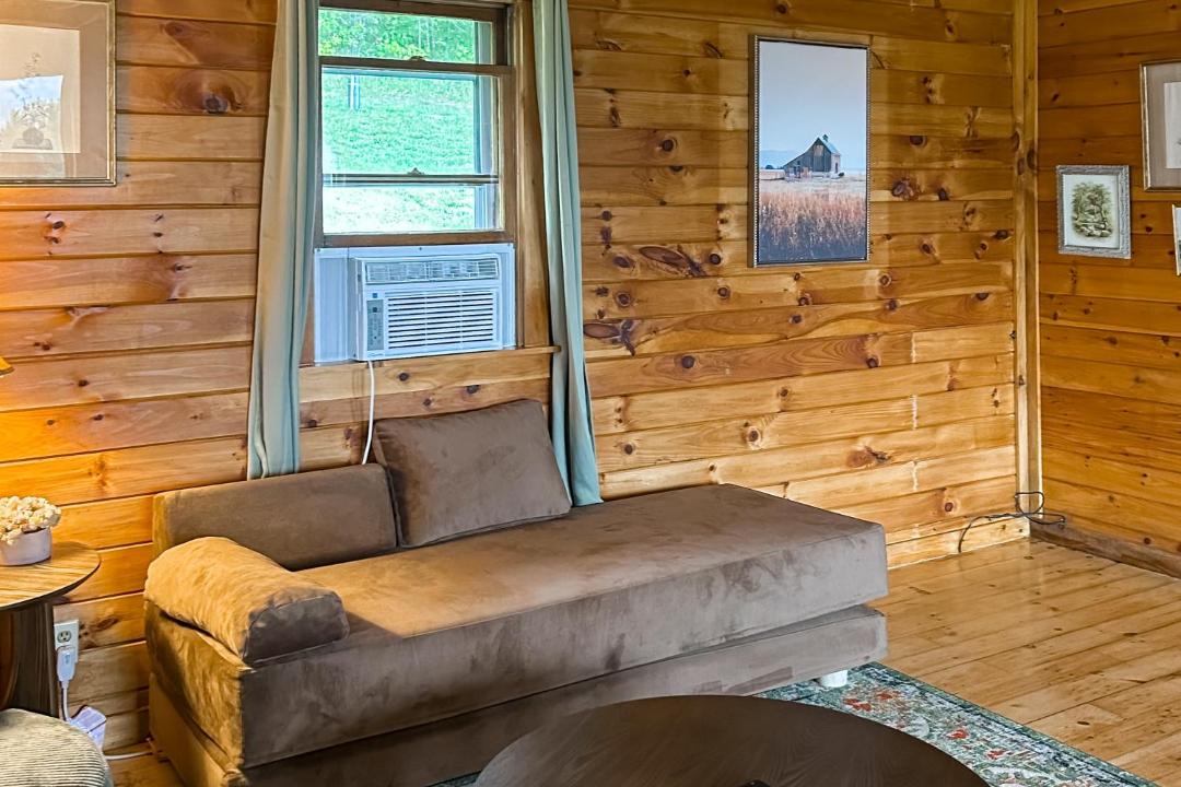 Photo of Others in Glover