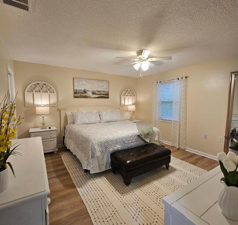 Photo of Bedroom in Ashley Oaks