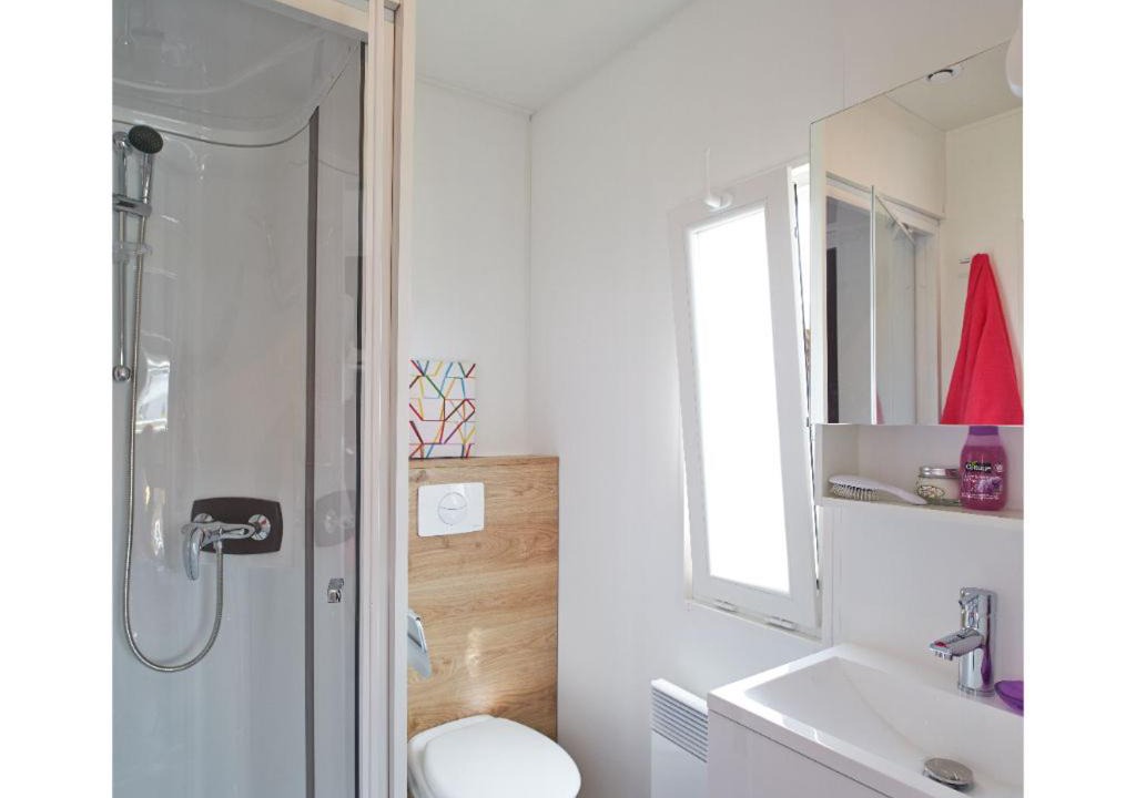 Photo of Bathroom in Les Cabanes de Fleury