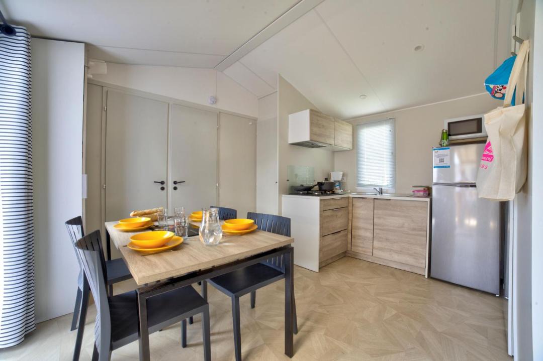 Photo of Others in Domino