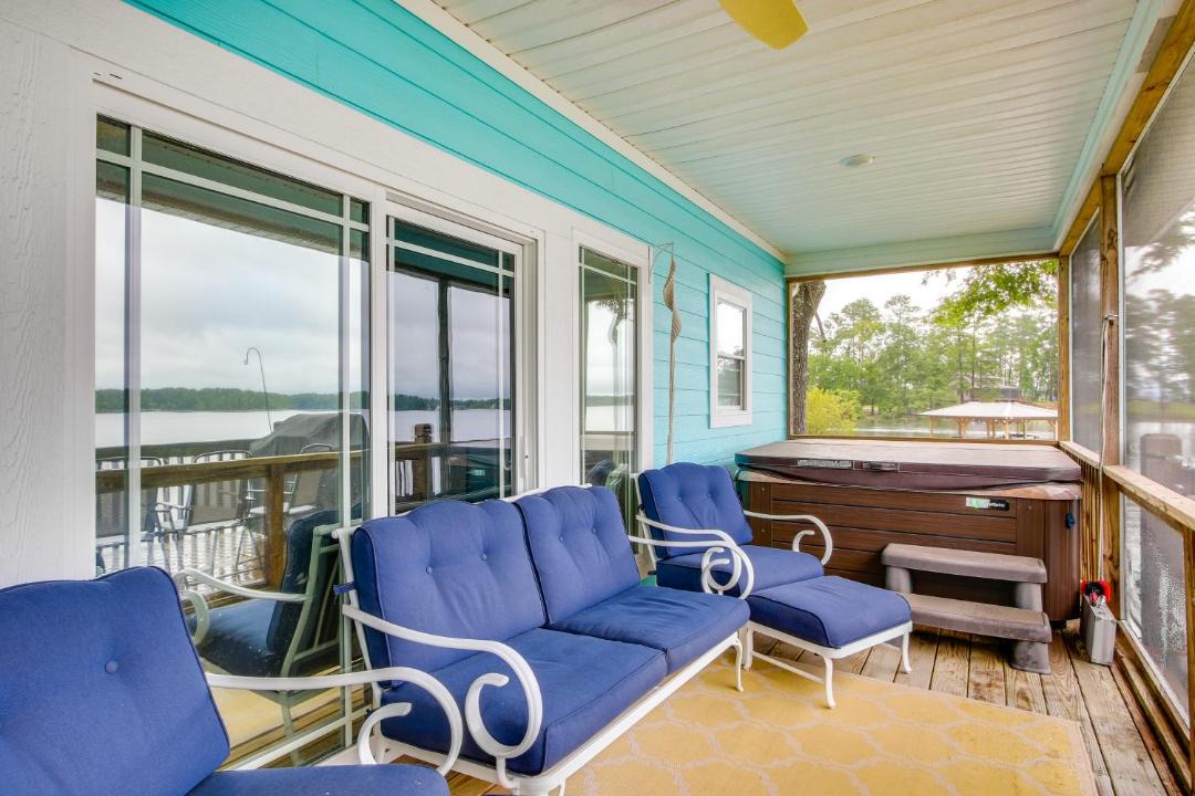 Photo of Patio Balcony in Cross Hill