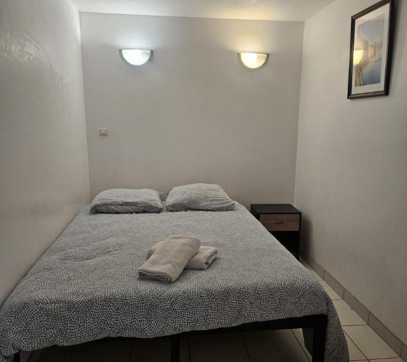 Photo of Bedroom in Alencon