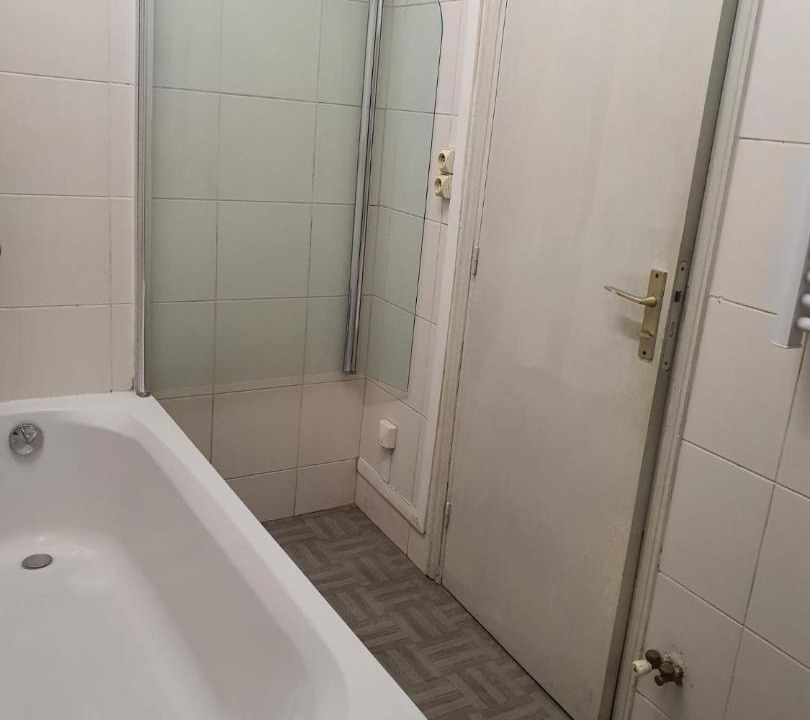 Photo of Bathroom in Clichy