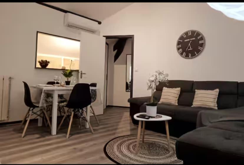 Photo of Livingroom in Varennes-Vauzelles