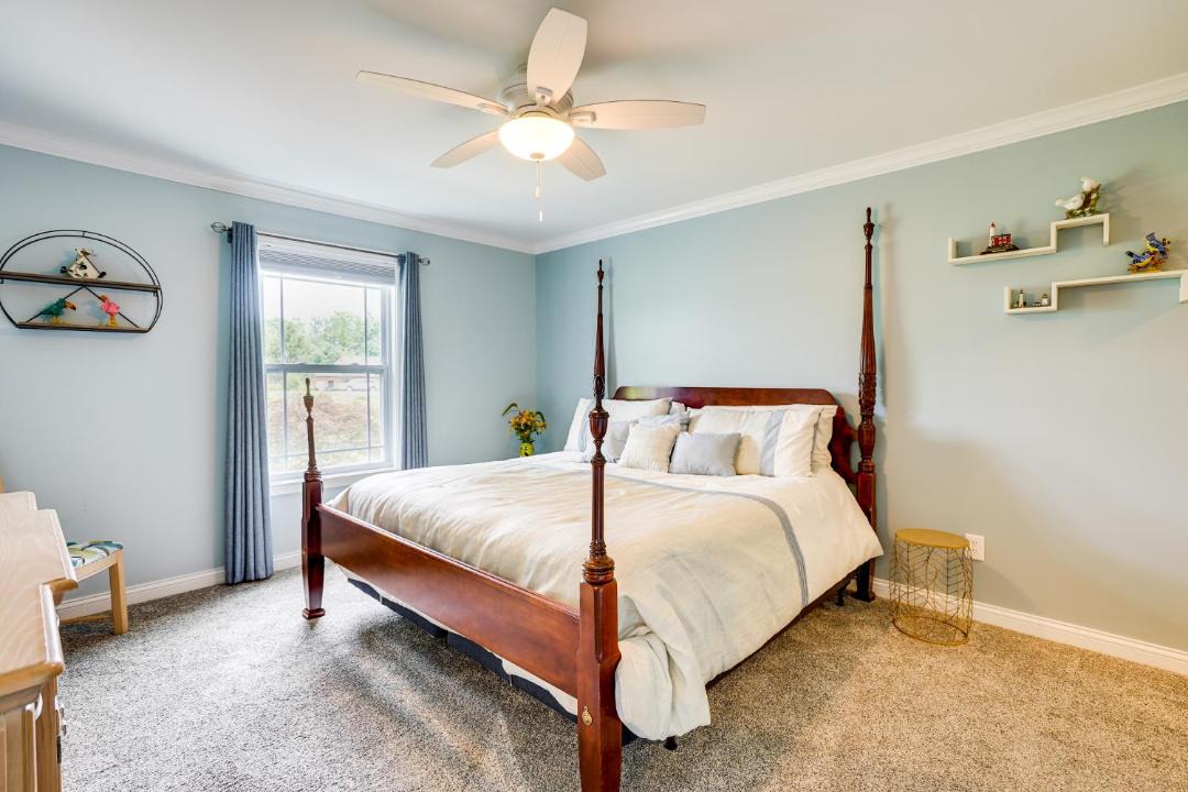 Photo of Bedroom in Lawrenceburg