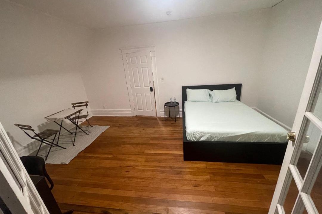 Photo of Bedroom in South Side