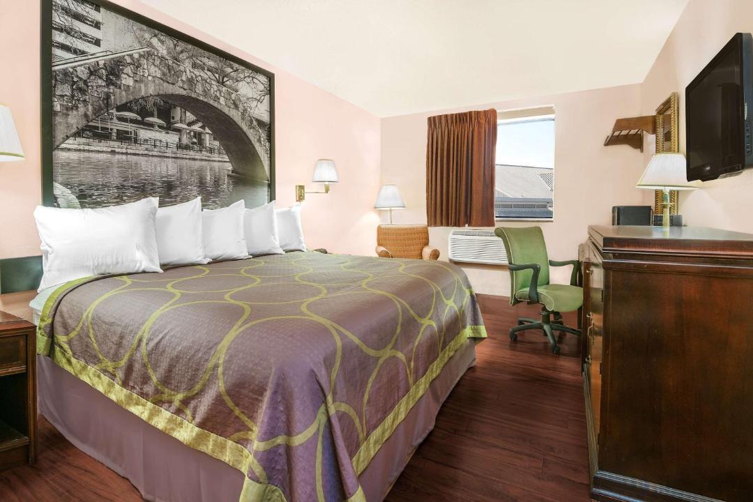 Photo of Bedroom in North San Antonio - SAT