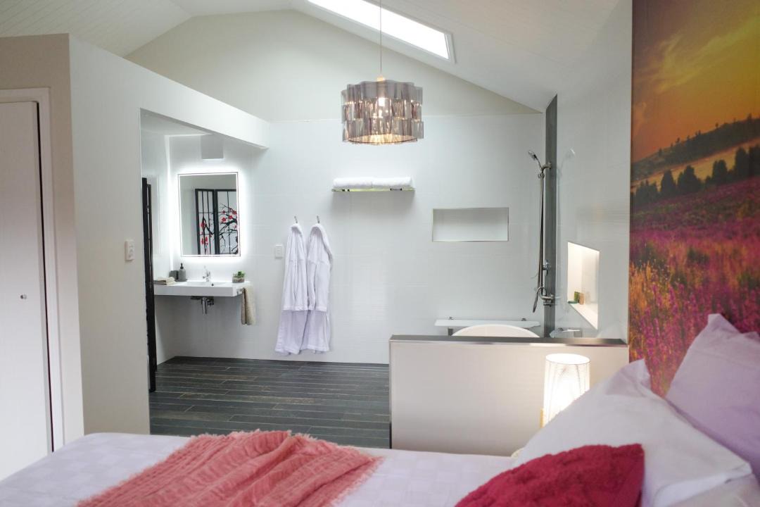 Photo of Others in Mapleton