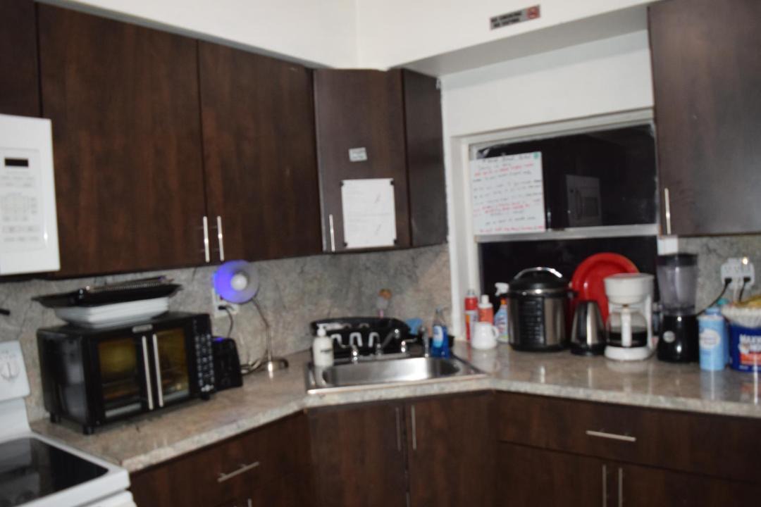 Photo of Kitchen in Golden Glades
