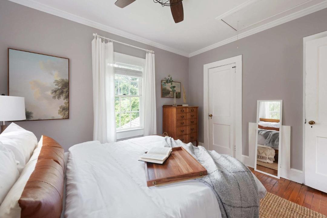 Photo of Bedroom in Kirkwood