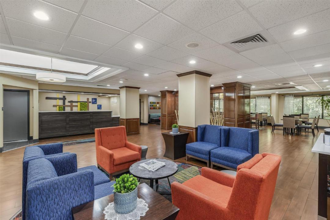 Photo of Livingroom in Lexington