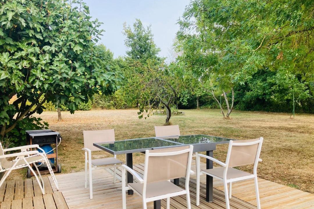 Photo of Others in Chatel-de-Neuvre