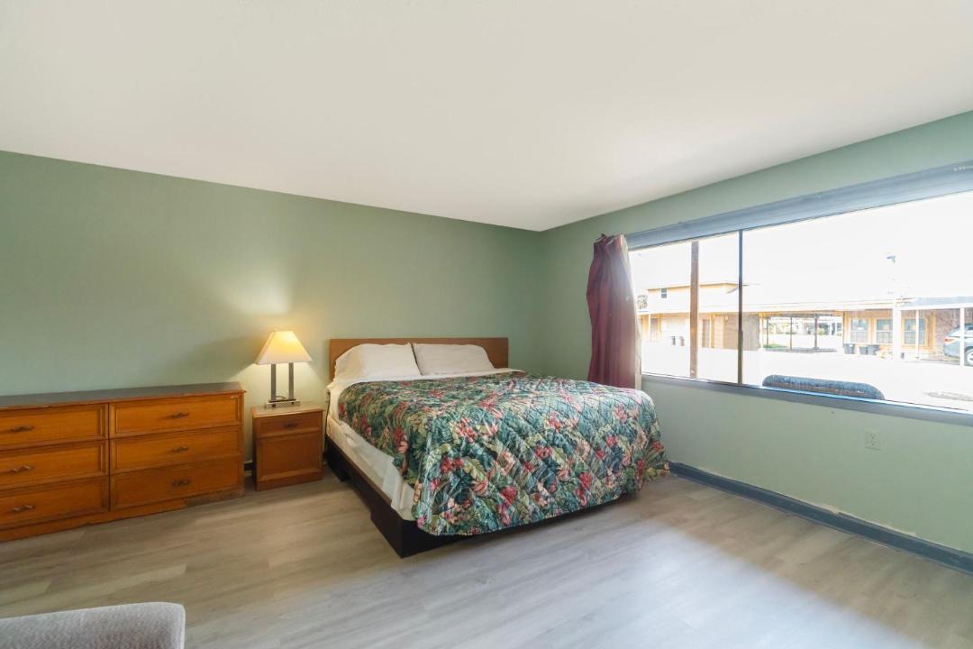 Photo of Bedroom in Clute