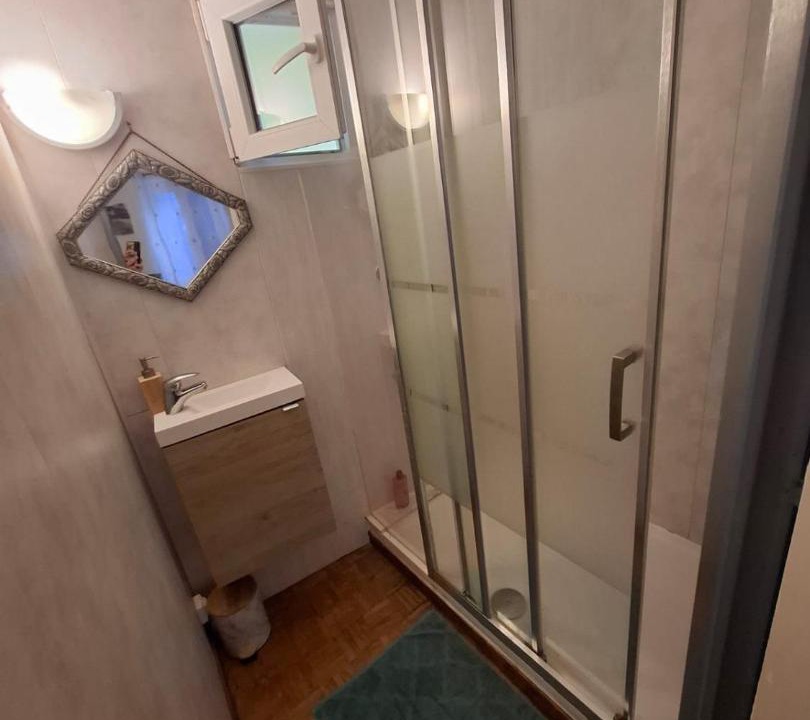 Photo of Others in Briatexte