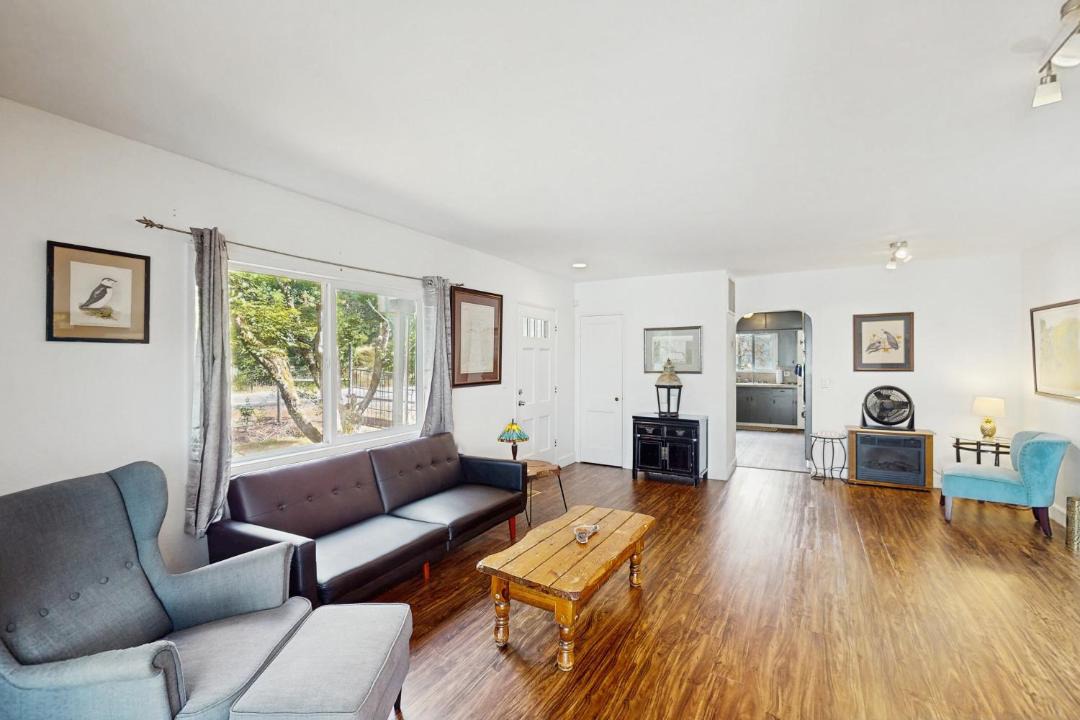 Photo of Others in Thurston