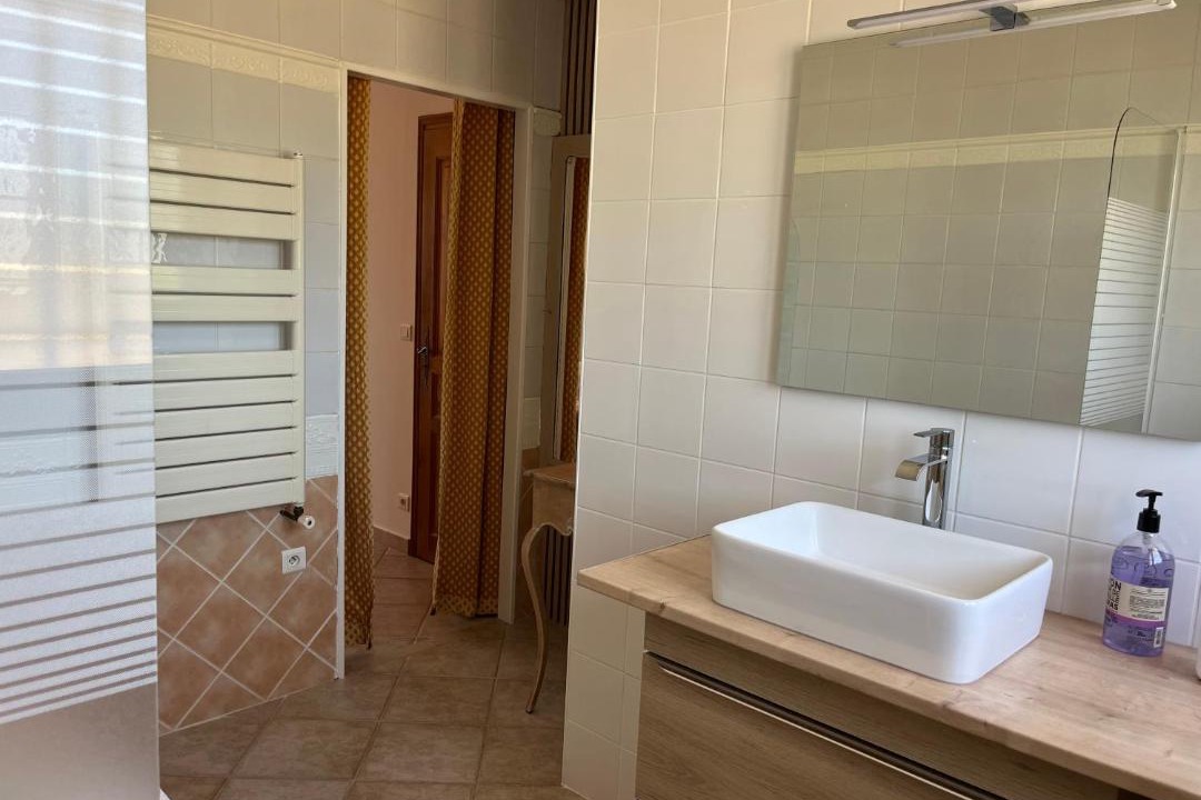 Photo of Bathroom in Boisseron