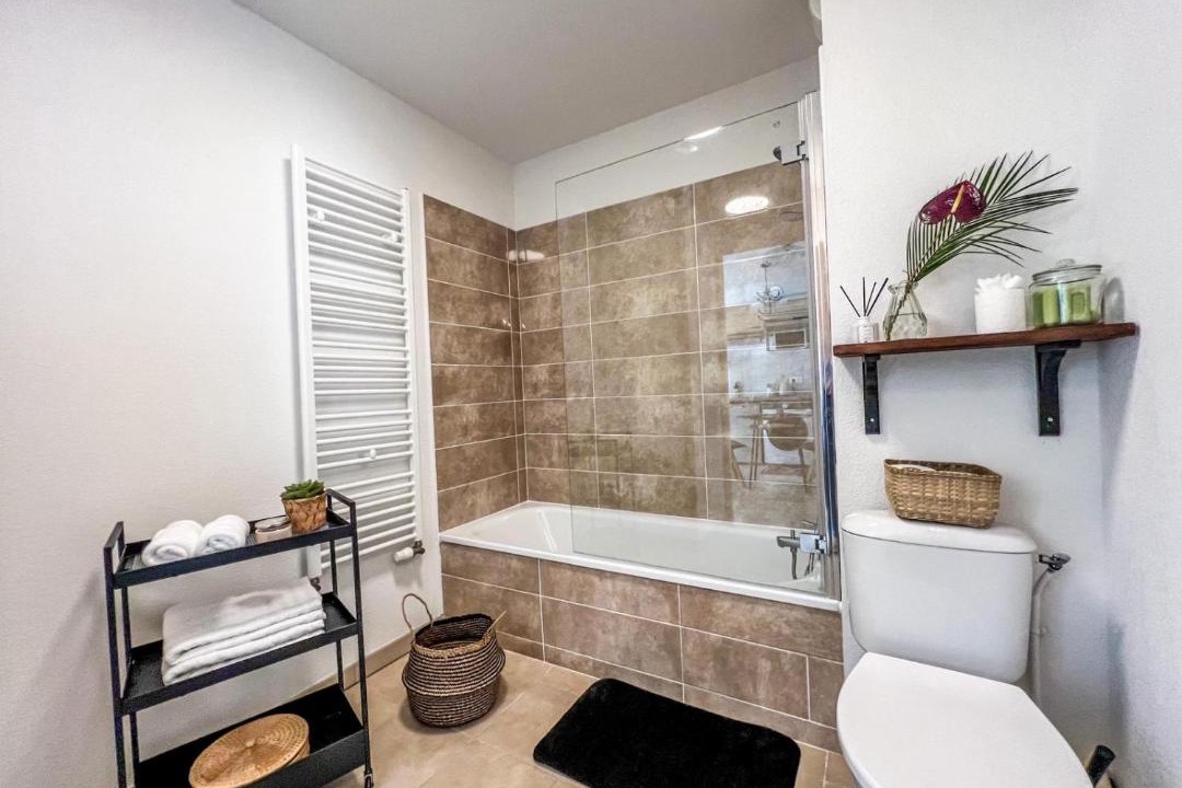 Photo of Bathroom in Pont des Demoiselles-Montaudran-La Terrasse
