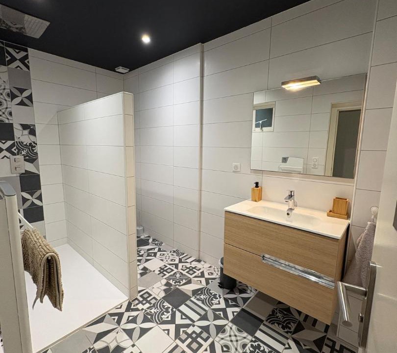 Photo of Bathroom in Arthes