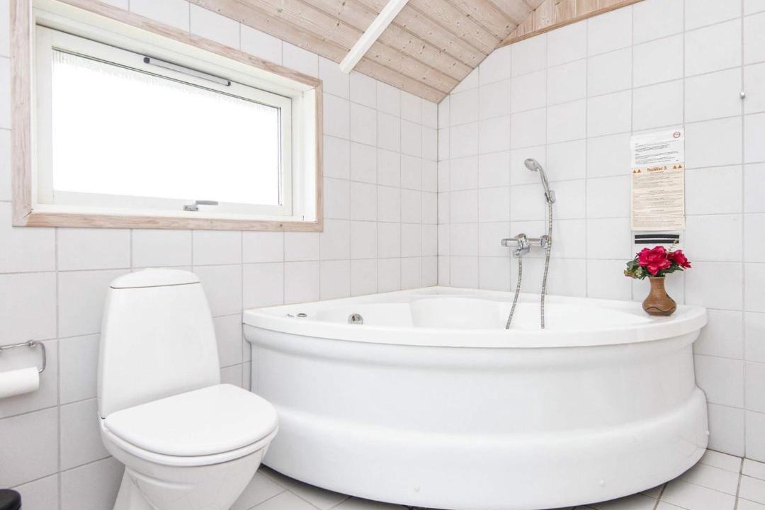 Photo of Bathroom in Pøt Strandby