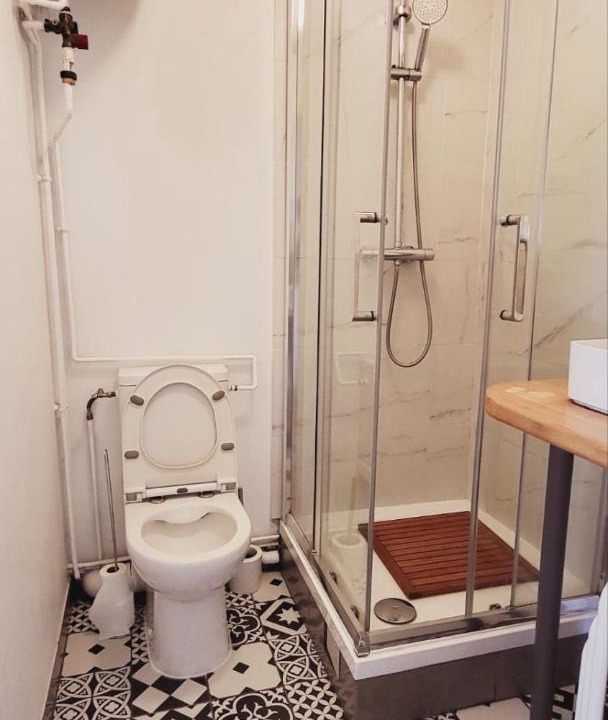 Photo of Bathroom in Le Plessis-Robinson