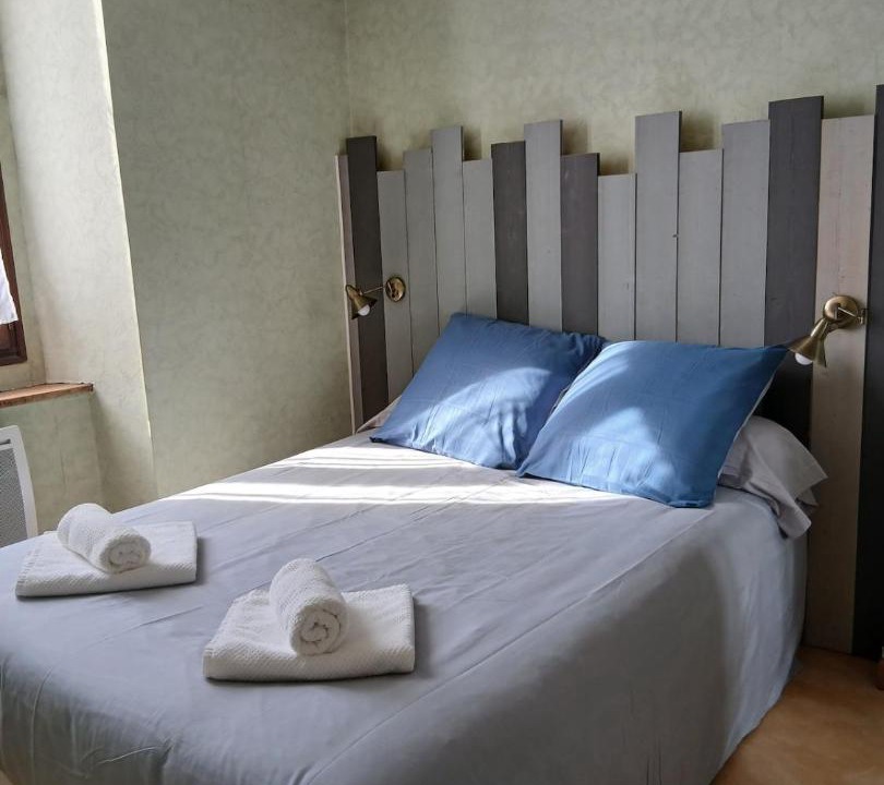 Photo of Bedroom in Esquieze-Sere