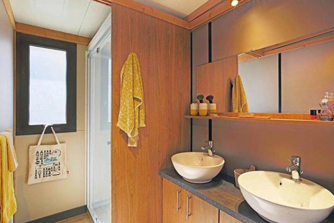 Photo of Bathroom in Darbres