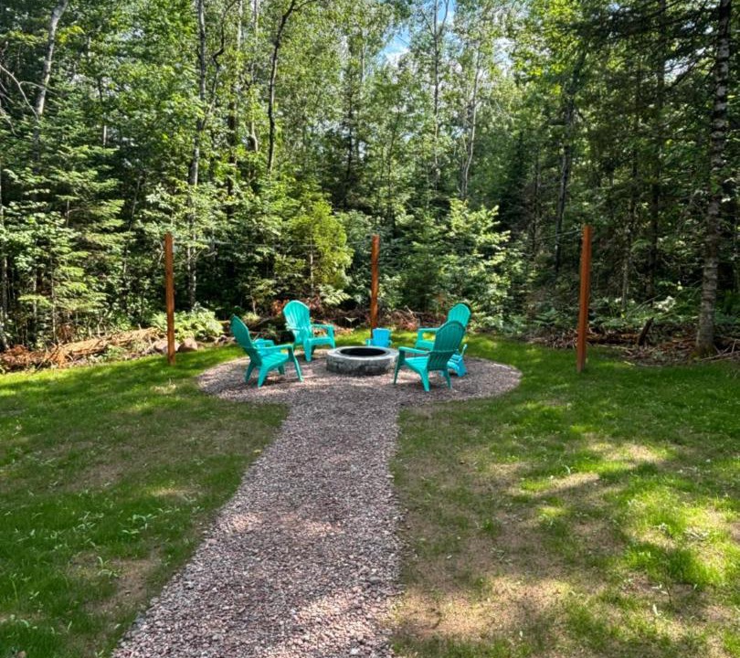 Photo of Others in Mellen