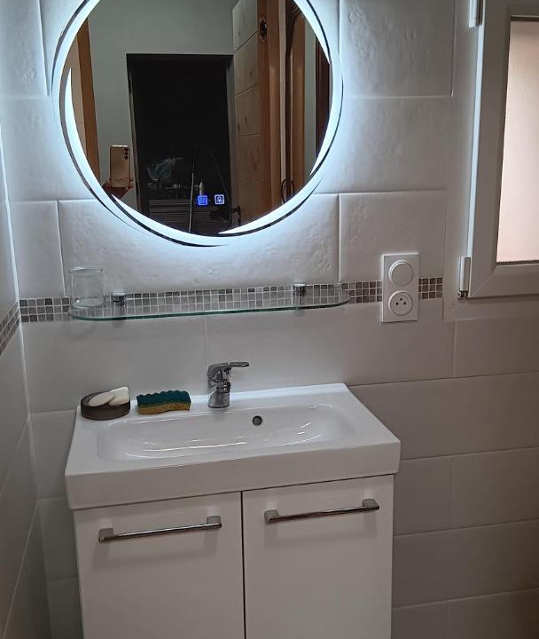 Photo of Bathroom in Aizenay