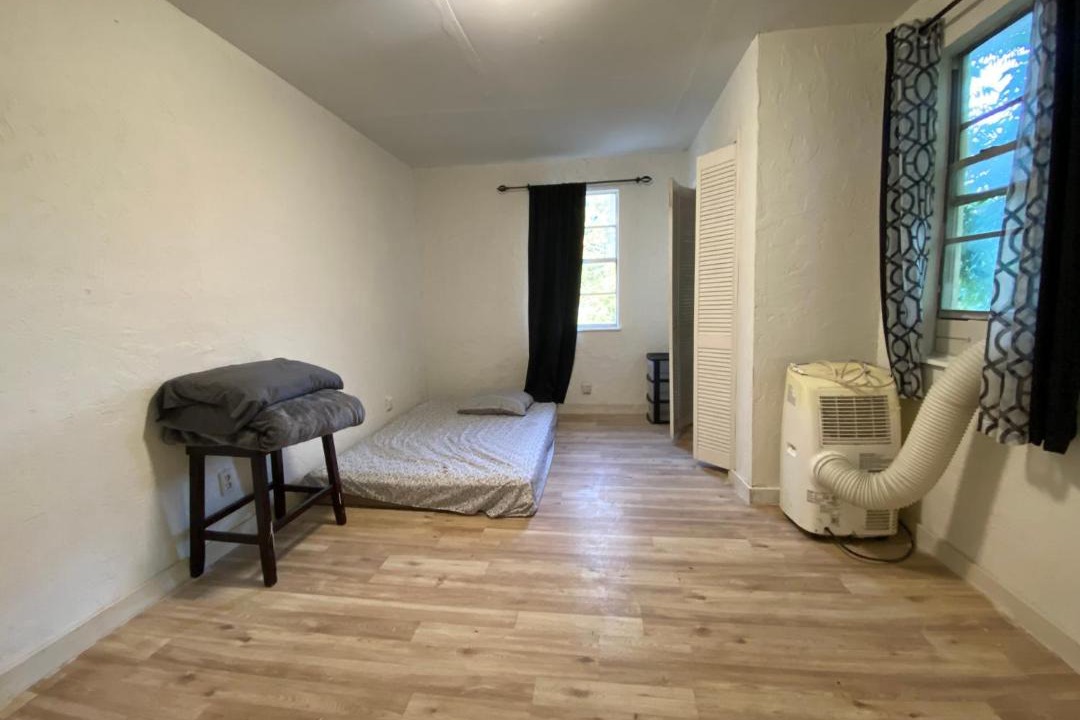 Photo of Bedroom in Nicoma Park