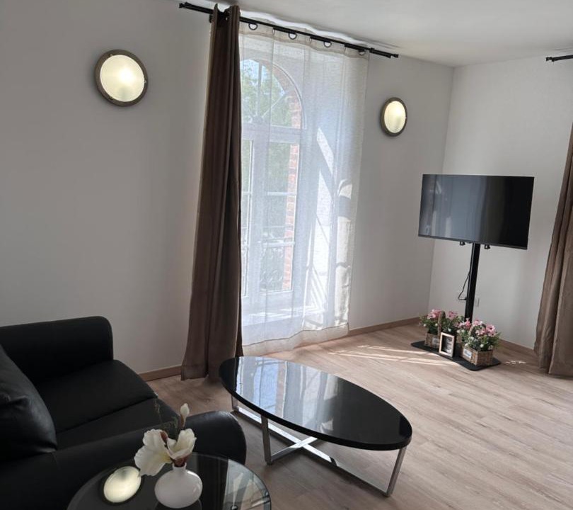 Photo of Livingroom in Villeneuve-l'Archeveque