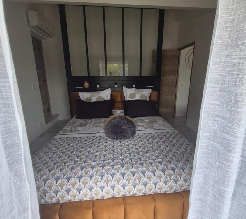 Photo of Bedroom in Saint-Cannat