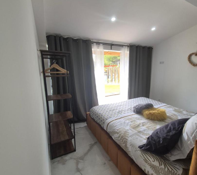 Photo of Bedroom in Saint-Cannat