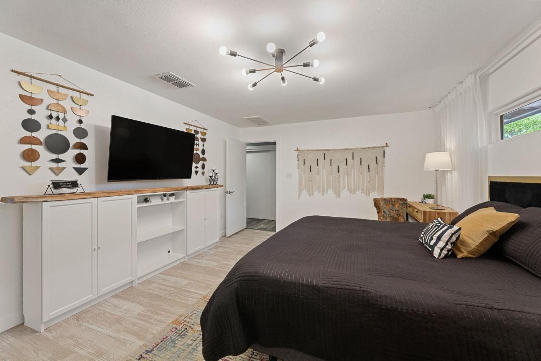 Photo of Bedroom in Leander