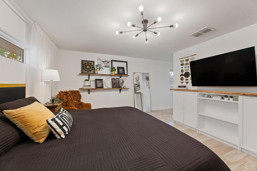 Photo of Bedroom in Leander