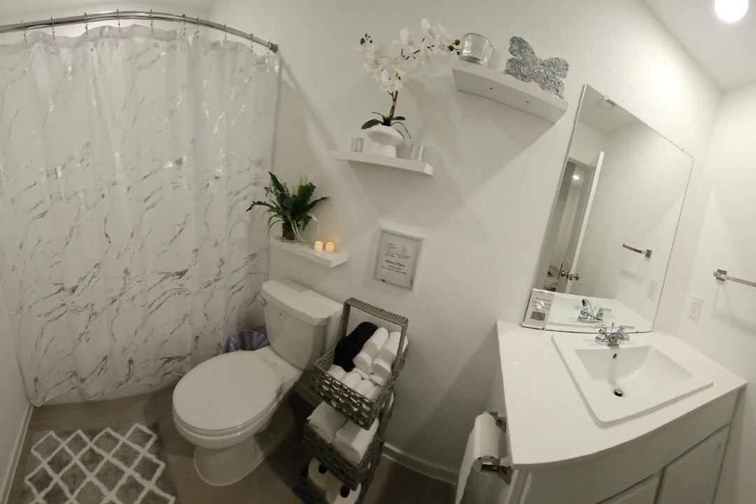 Photo of Bathroom in New Caney
