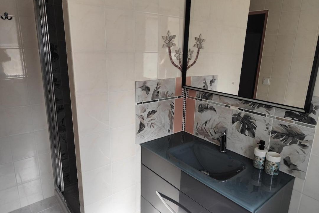 Photo of Bathroom in Saint-Chef