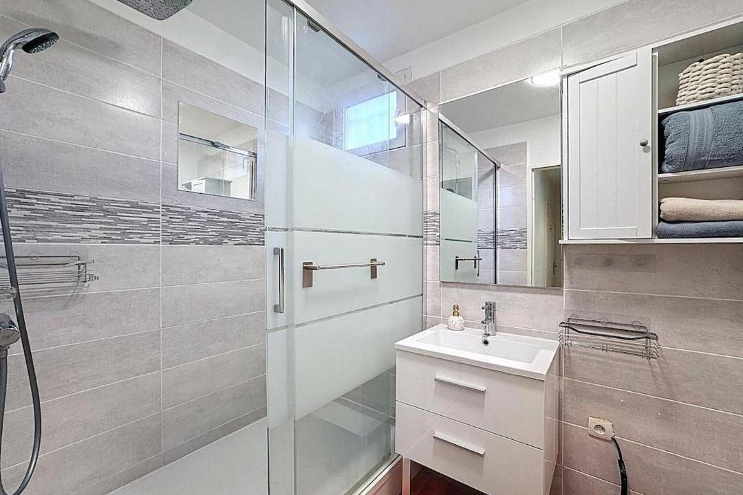 Photo of Bathroom in Les Louvrais