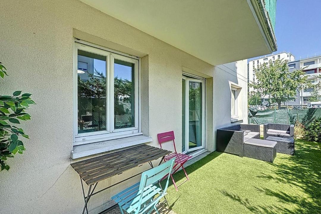 Photo of Patio Balcony in Les Louvrais