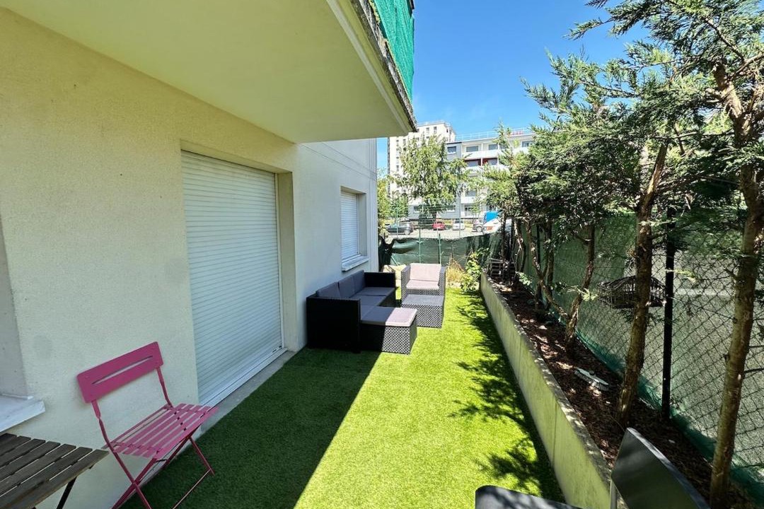 Photo of Patio Balcony in Les Louvrais