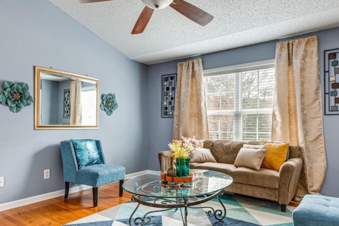 Photo of Others in Winder