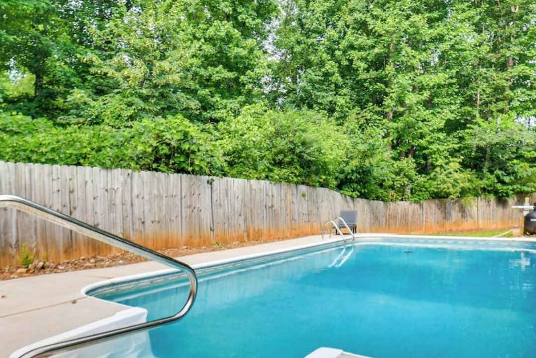 Photo of Others in Winder