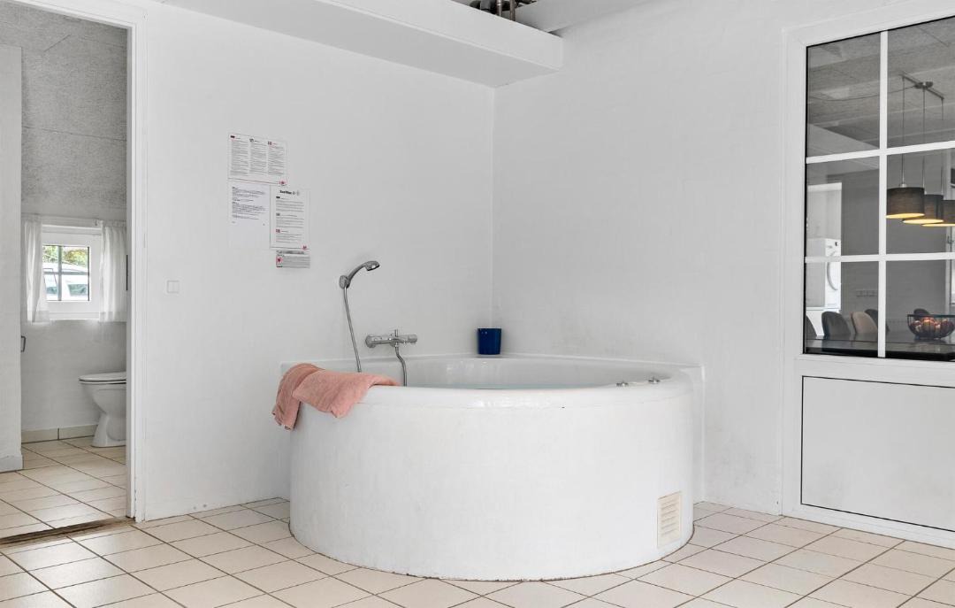 Photo of Others in Øhuse