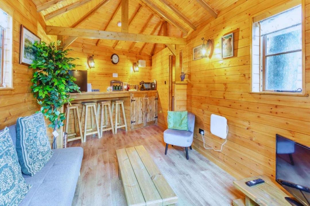 Photo of Others in Brinkley