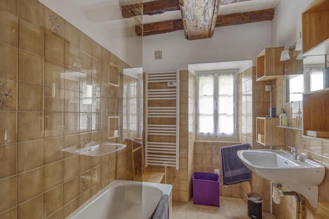 Photo of Bathroom in Aignerville