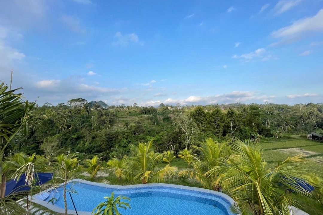 Photo of Others in Tembuku