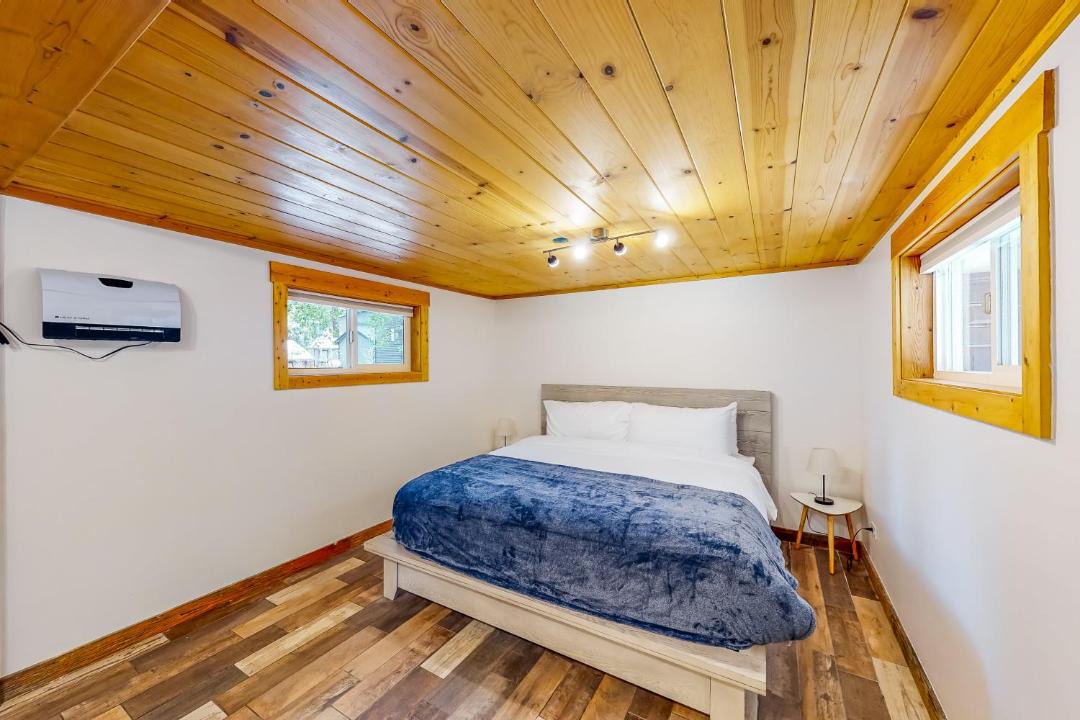 Photo of Bedroom in Kings Beach